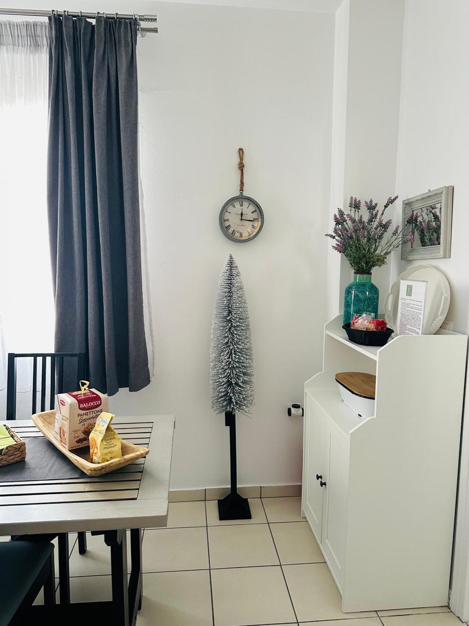 Gianna'S Apartment Central Aigio Cozy And Shining Екстер'єр фото